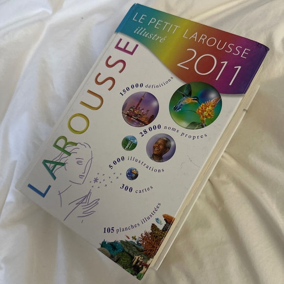 Other - LAROUSSE le petit Larousse illustré 2011